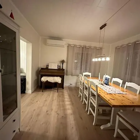 Koselig Med Jacuzzi I Nordre Osen, Kun 40 Minutter Fra Trysil Skianlegg Hébergement de vacances