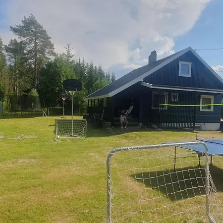 Koselig Med Jacuzzi I Nordre Osen, Kun 40 Minutter Fra Trysil Skianlegg בית נופש